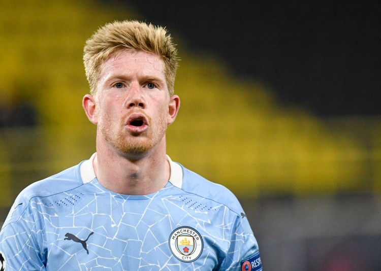 记者：于汉超正在参加B级教练培训班，下赛季将担任申花助教（记者：于汉超正参加B级教练员培训，下赛季将出任申花助教）