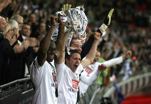 NBA：凯尔特人主场大胜猛龙（NBA：凯尔特人主场狂胜猛龙）