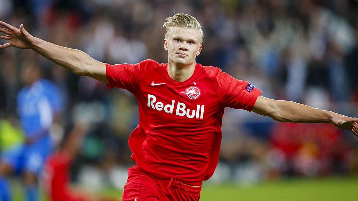 奥斯卡、巴尔加斯赛季前离队，武磊长期伤缺，但海港仍夺冠军（奥斯卡、巴尔加斯季前离队，武磊长期伤停，海港仍问鼎冠军）