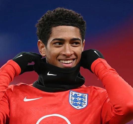 奥莱报：阿根廷足协被提起刑事诉讼，涉案金额高达75.9亿比索（奥莱报：阿根廷足协遭刑事起诉，涉案金额达75.9亿比索）