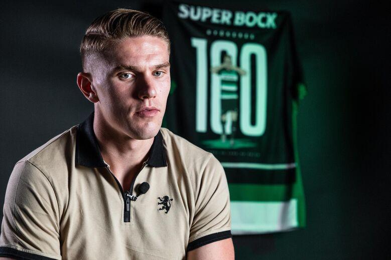 赫内斯谈拜仁明年目标：国内双冠王，在欧冠尽可能走远一些（赫内斯：拜仁明年剑指国内双冠，欧冠力争走得更远）