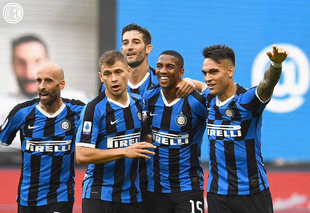 记者：罗马联系法比奥-席尔瓦团队，但若吉拉西离队他将留下（记者：罗马已接触法比奥-席尔瓦团队，若吉拉西离队他将选择留队）