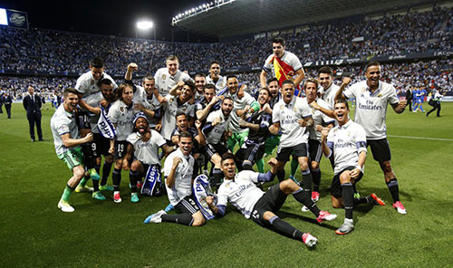 巴萨第六次欧冠单场上半时染红，阿劳霍两度上榜（巴萨欧冠上半场第六次染红，阿劳霍两次在列）