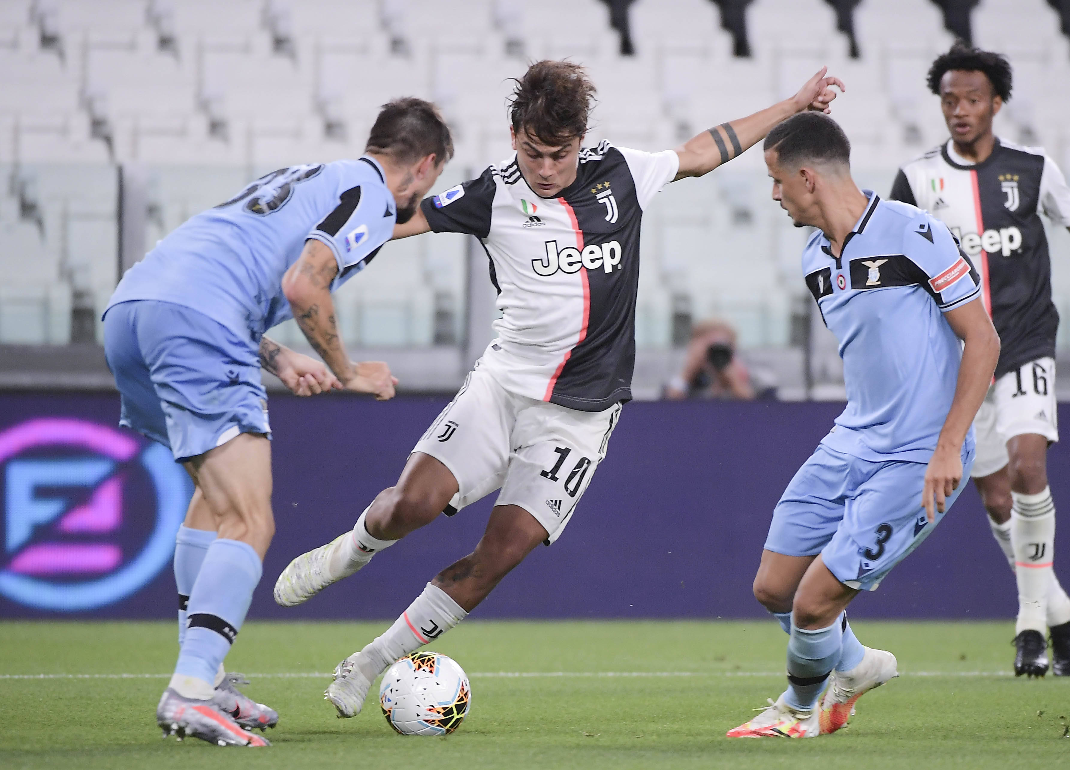 切尔西欧冠客场1：2失利，马雷斯卡带队五场不胜（切尔西欧冠客场1比2告负，马雷斯卡执教已五场未尝胜绩）