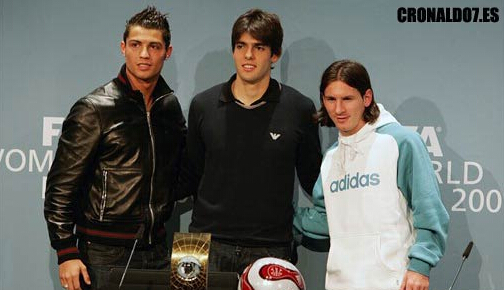 掘金约基奇三双末节爆发（约基奇斩获三双，末节发威助掘金）