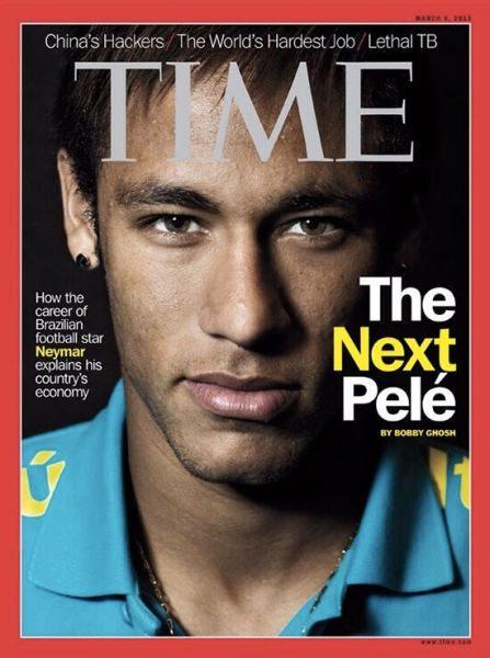 球星突破防线送出关键助攻（王牌强突撕裂防线送出关键助攻）