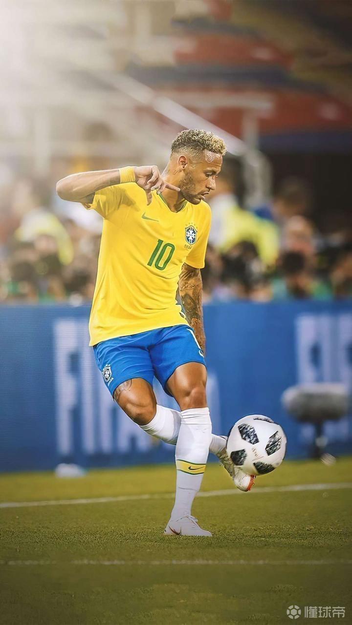 国安刚拿到足协杯冠军！就连夜官宣欧洲名帅到队执教，值得期待（足协杯夺冠后，国安连夜官宣欧洲名帅执掌球队，令人期待）